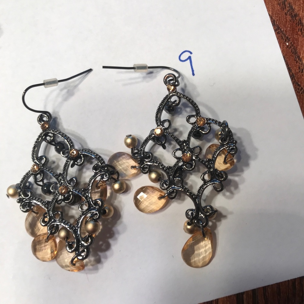 Earring - Picture 3 of 4